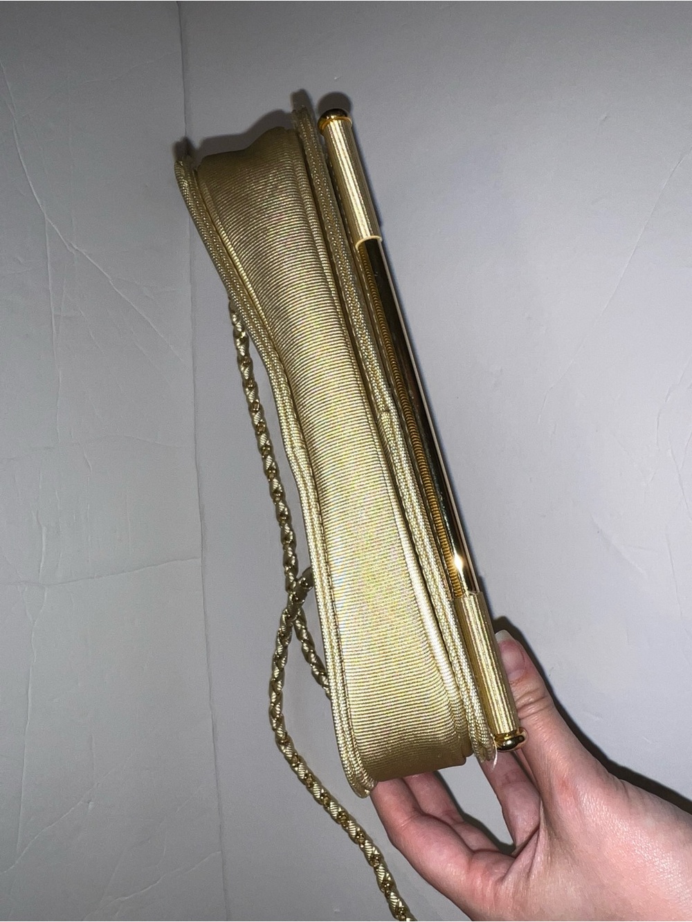 Vintage Elephant Golden Crossbody Bag - Picture 6 of 11